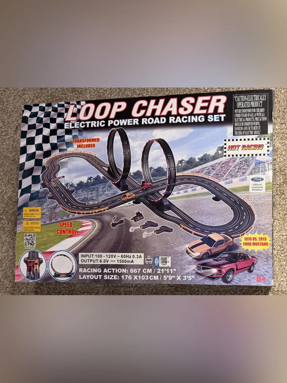 Loop Chaser Electric Power Road Racing Hot Racing Set-BRAND NEW!